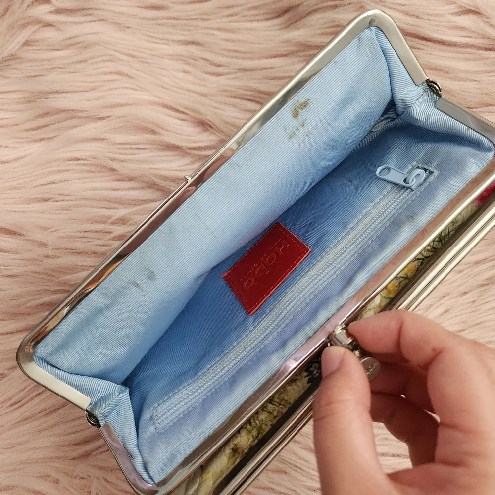 Hobo Lauren floral snake texture double frame wallet - Picture 9 of 15